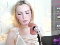 Hello, I m Kaya ♥Student, majority is psychology of marketing. I love to be here, to explore my sexuality and to share energy with u.Love to play with my fuckmachine, so join my room for the hot show