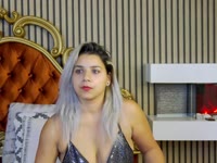 I am a hot and sensual model always in the mood to have fun with you on cam