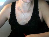 je suis une femme douce et sensuel j aime les longue masturbation mutuel j adore regarder un homme se branler pour moi
ca m excite beaucoup….