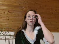 hey , ik ben een leuke belgische meid die graag camt en geile praat doe en fotos stuur wat mij graag opwind is geile praat en lekker veel foto