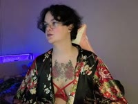 a tigress with a gentle and feline faith who will tame you softly, both sexy and captivating, a skinny body with nice curves