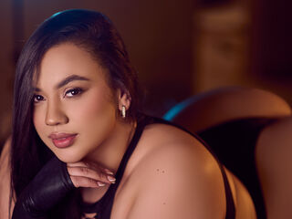 hot cam show CarolineBleir