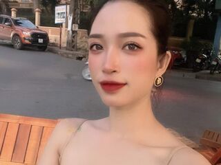 camwhore fingering shaved pussy KarenChris