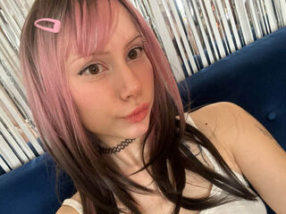 naked girl with live cam KayaSnowy