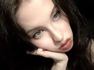 beautiful camgirl RaguelEcker