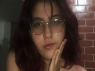 sex webcam SarahCharms