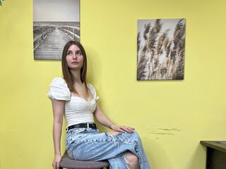 adultcam WillaClutter