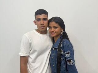 cam couple chat BlakeAndJess