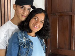 sexcam picture CnadyAndOliver