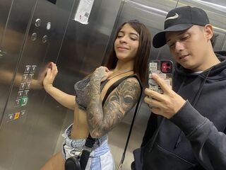 couple camsex PerlaAndTito