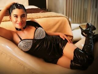 latex cam girl HannaMariana