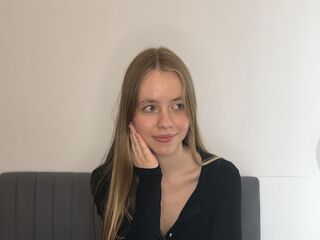 shaved pussy cam AbigailLee