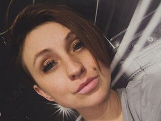 cam girl masturbating with sextoy AleksaWanessa