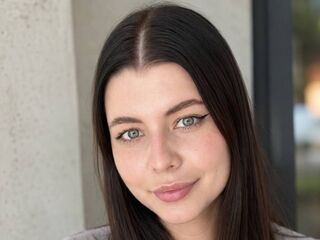 naked girl with cam AleshiaLeviston