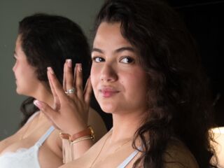 fingering cam girl picture AliceMorellli