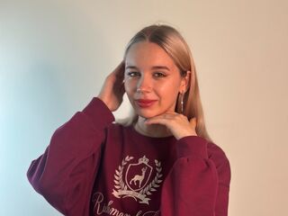 livecam picture AliceWoody