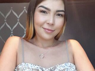 teaser webcam AlisonCaroline