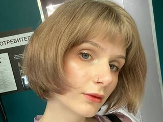 camgirl masturbating with sex toy AlitaPatti