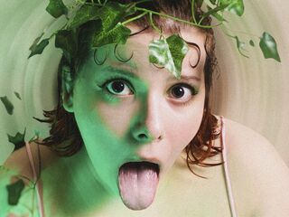 camslut topless AmarisLeroy