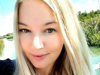 camgirl chatroom AnaysAnao