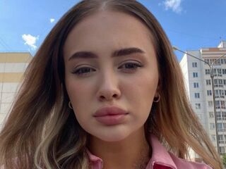 sexcam show AnnettaToran