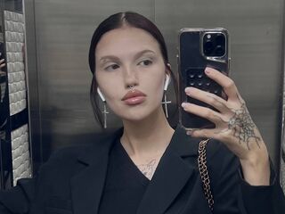 naughty camgirl picture ArlindaMarotti