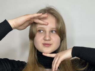 teaser chat ArmindaMerry