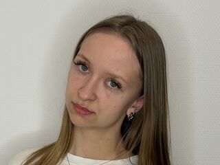 hot naked webcamgirl AundreaMoczo