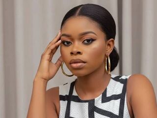 naked camgirl fingering pussy BeccaSpark