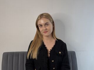hot webcam video BellaMonson