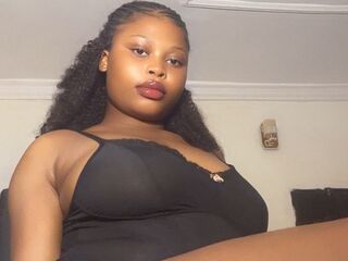 naughty cam girl masturbating with dildo BellaVine