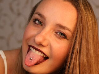 free liveshow BelleCox