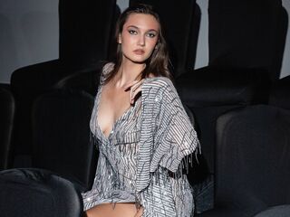 hot girl webcam photo BillyeMacke