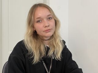 nude webcam girl BonnieRad