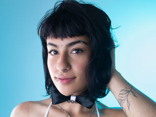 camgirl masturbating with vibrator BrianaBlake