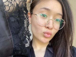 cam girl fingering pussy CammieCoroniti