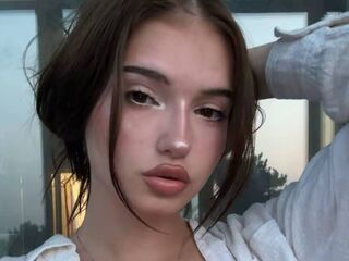 adult chat CarlosRayna
