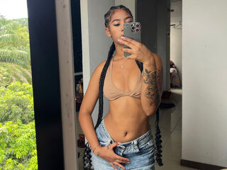 show live CarolineCartson