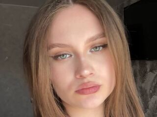 camgirl video chat room CarylonPreis