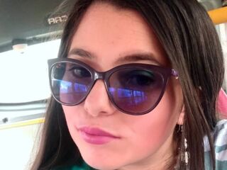 naughty camgirl picture CelesteLemman