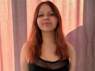 beautiful webcamgirl ChelseaAve