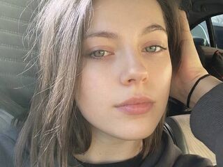 cam slut ClarettaZinno