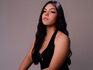 camgirl showing tits CristinVera