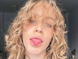 shaved pussy cam DaniaGanis