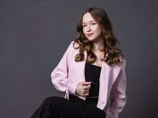 fingering webcamgirl DarleenBenjamin