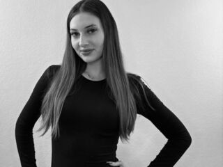 cam girl playing with vibrator DaynaNicholls