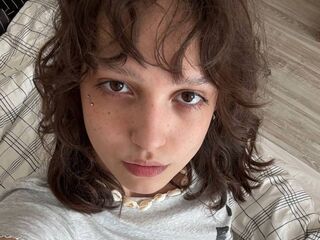 beautiful girl cam DeannDepsky