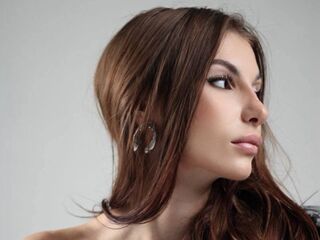 naked webcamgirl photo DionnaTalone