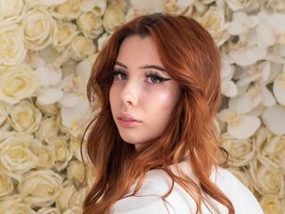 camgirl playing with vibrator DominoBagge