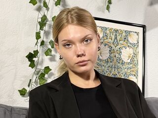 dirty live cam DonellaAndra